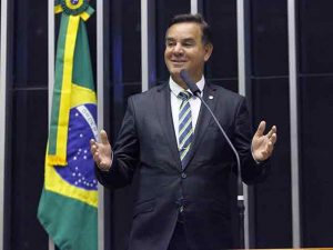 Proposta exige pelo menos um elevador em edifícios residenciais – Notícias