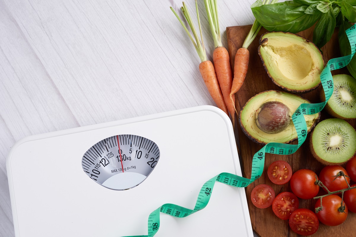 A ciência por trás explicando que comer proteína ajuda a emagrecer